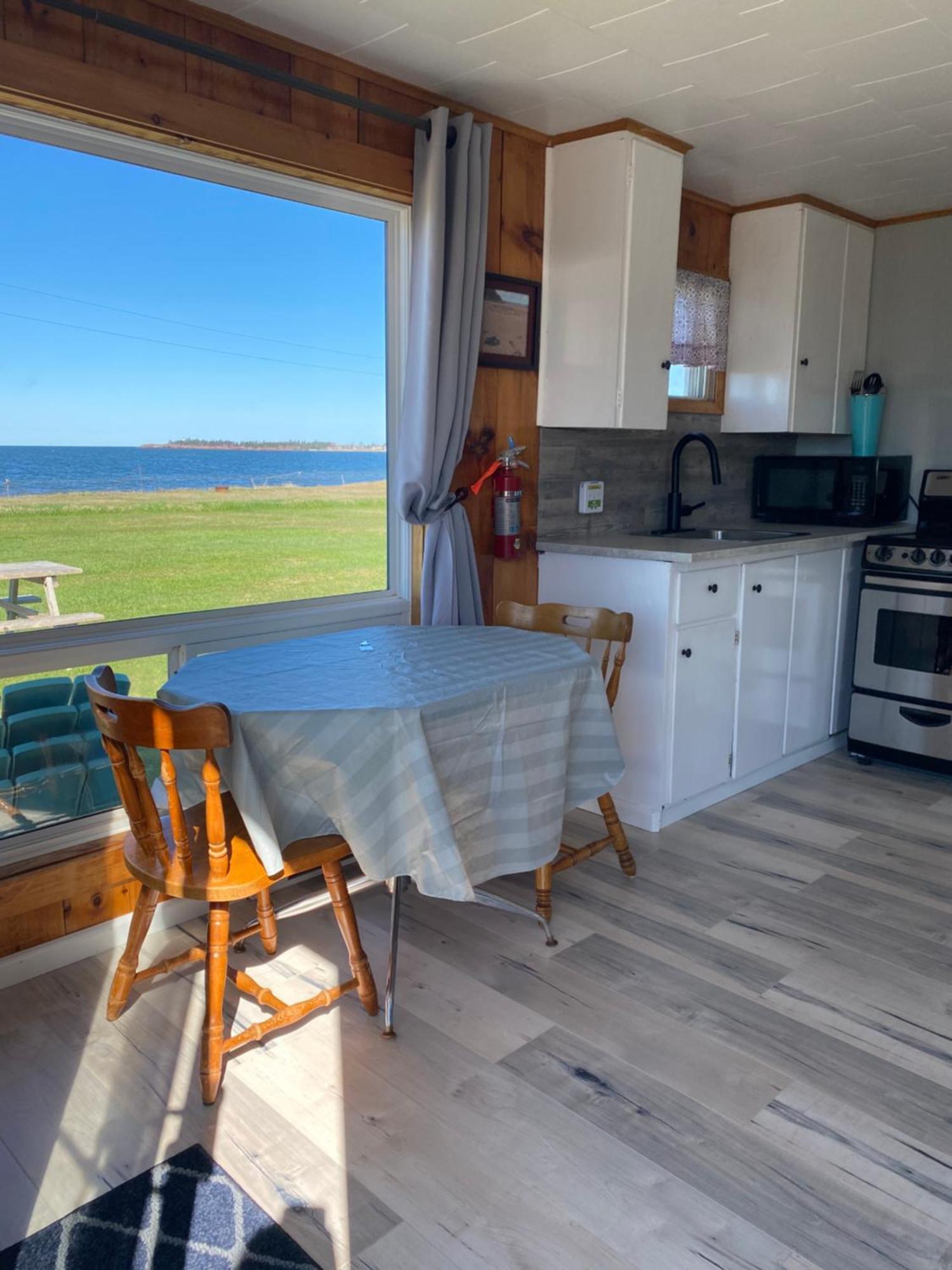 Cottages On Pei-Oceanfront Bedeque Buitenkant foto