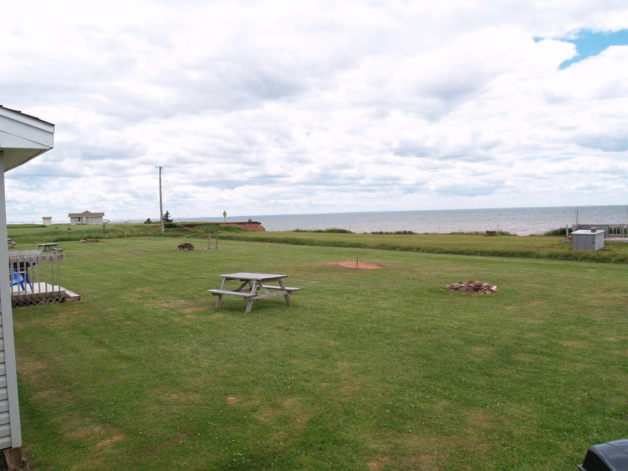 Cottages On Pei-Oceanfront Bedeque Buitenkant foto